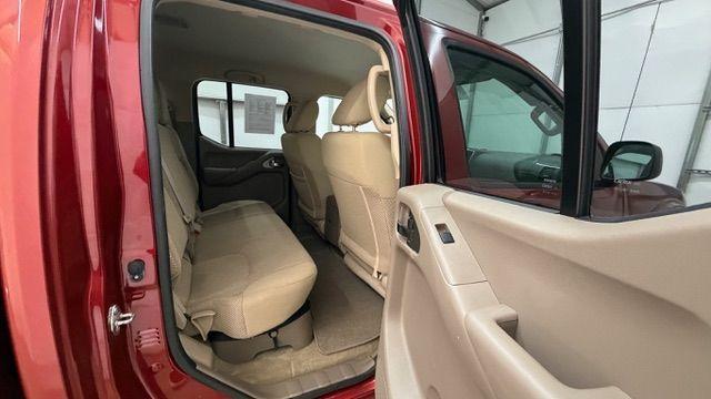 2016 Red Nissan Frontier SV (1N6AD0ER9GN) with an VQ 4L V-6 DOHC engine, located at 1806 Veterans Memorial Hwy SW, Austell, GA, 30168, (770) 944-9558, 33.817959, -84.606987 - Photo#17