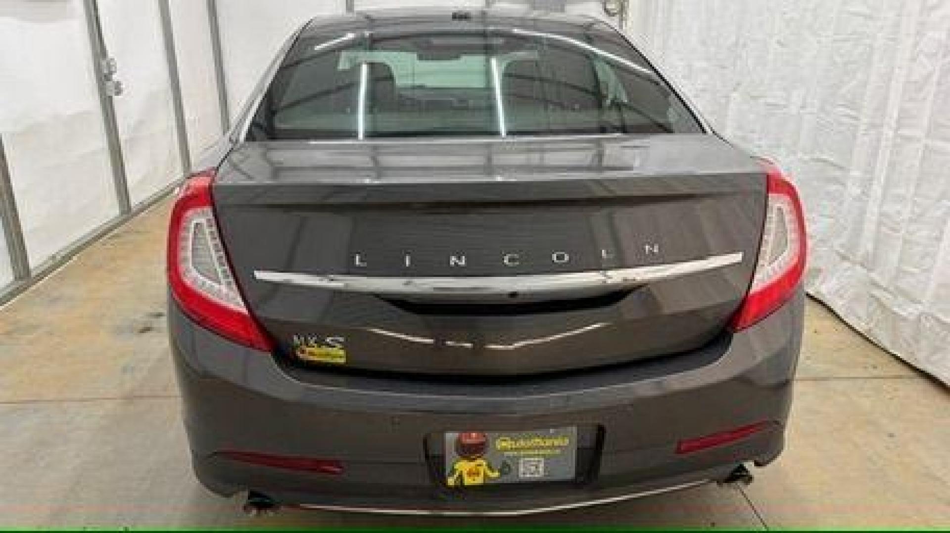 2016 Gray Lincoln MKS 4DR (1LNHL9DK9GG) , located at 1806 Veterans Memorial Hwy SW, Austell, GA, 30168, (770) 944-9558, 33.817959, -84.606987 - Photo#4