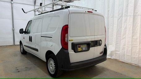2021 White Ram ProMaster City Tradesman Cargo Van (ZFBHRFAB4M6) with an Tigershark MultiAir 2.4L I-4 DOHC engine, located at 1806 Veterans Memorial Hwy SW, Austell, GA, 30168, (770) 944-9558, 33.817959, -84.606987 - Photo#3