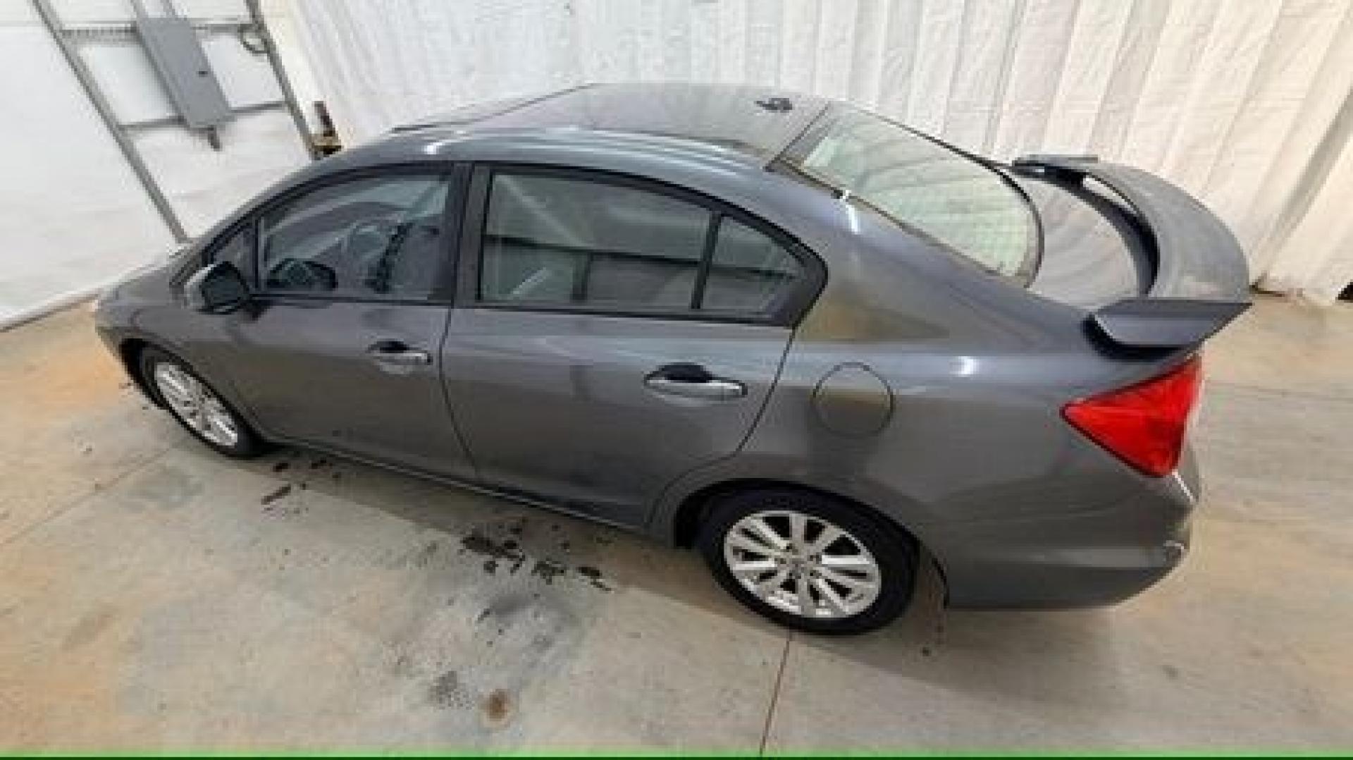 2012 GRAY Honda Civic EX (19XFB2F8XCE) with an 1.8L I-4 i-VTEC variable valve control engine, located at 1806 Veterans Memorial Hwy SW, Austell, GA, 30168, (770) 944-9558, 33.817959, -84.606987 - Photo#2