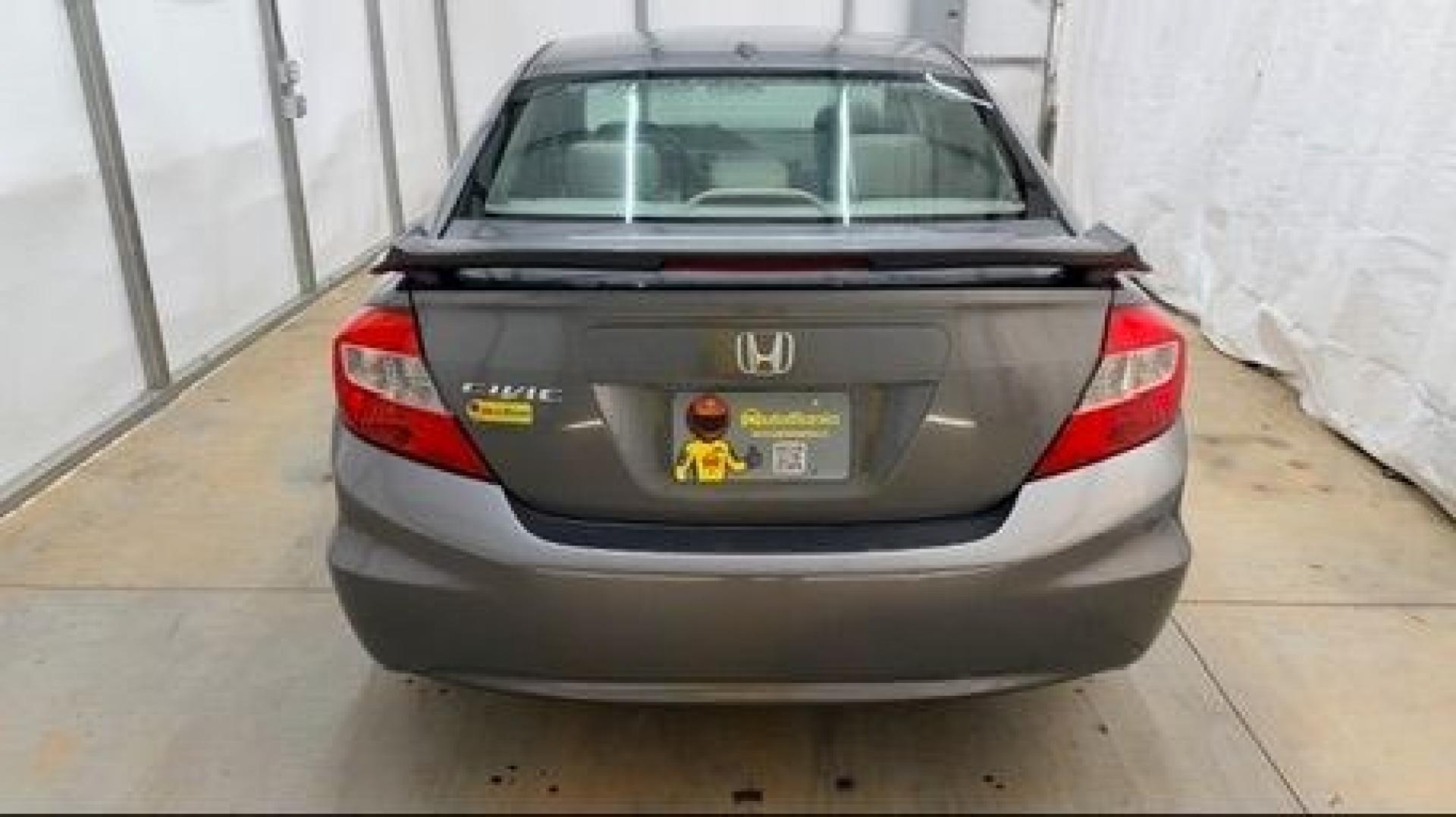 2012 GRAY Honda Civic EX (19XFB2F8XCE) with an 1.8L I-4 i-VTEC variable valve control engine, located at 1806 Veterans Memorial Hwy SW, Austell, GA, 30168, (770) 944-9558, 33.817959, -84.606987 - Photo#4