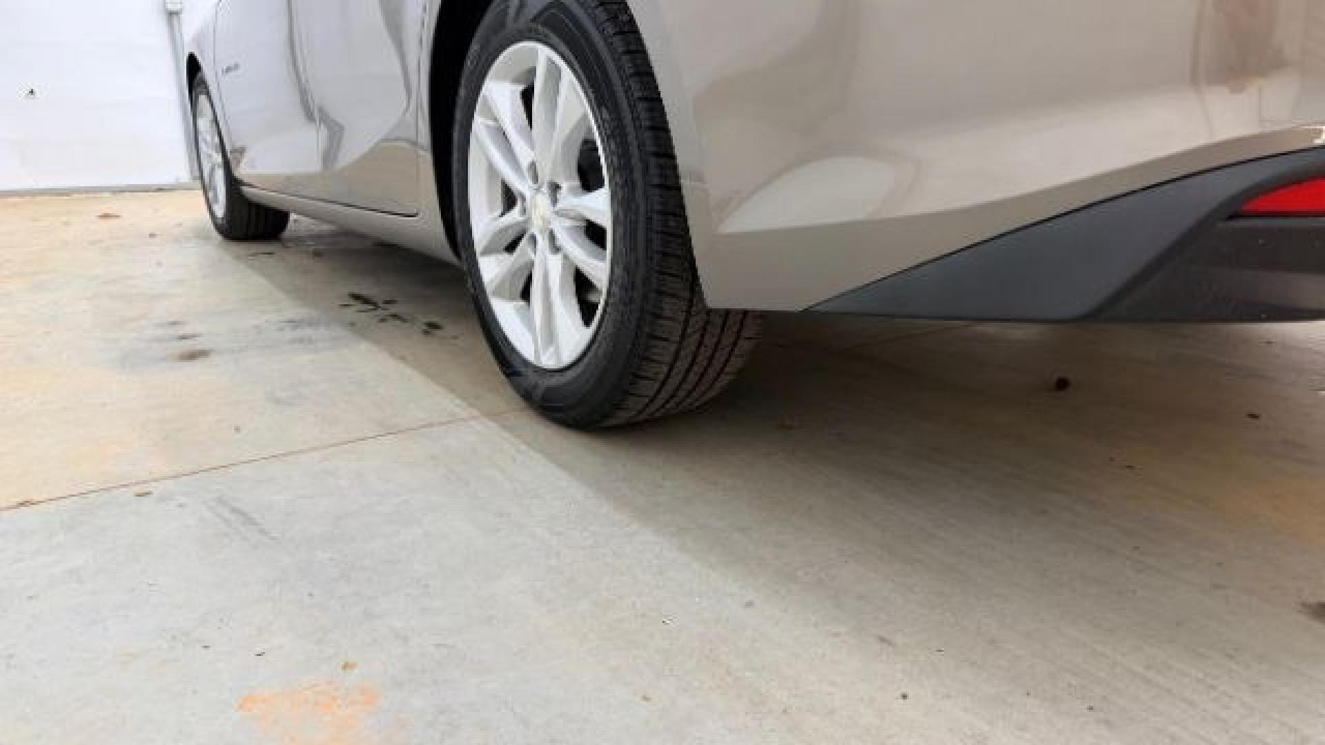 2017 Brown Chevrolet Malibu 1LT (1G1ZE5ST8HF) with an 1.5L I-4 gasoline direct injection engine, located at 1806 Veterans Memorial Hwy SW, Austell, GA, 30168, (770) 944-9558, 33.817959, -84.606987 - Photo#21