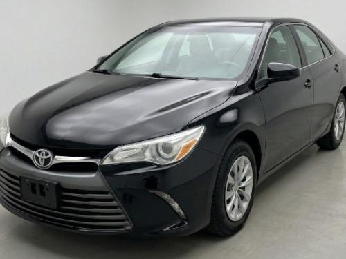 2016 Toyota Camry XLE | SE | LE | XSE