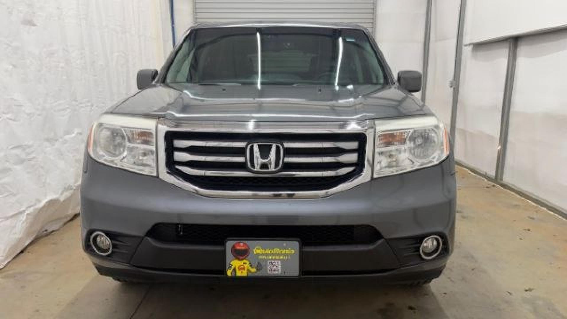 2012 Gray Honda Pilot EX-L (5FNYF3H52CB) with an 3.5L V-6 i-VTEC VCM variable valve control engine, located at 1806 Veterans Memorial Hwy SW, Austell, GA, 30168, (770) 944-9558, 33.817959, -84.606987- Photo#8