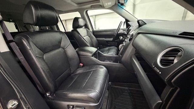 2012 Gray Honda Pilot EX-L (5FNYF3H52CB) with an 3.5L V-6 i-VTEC VCM variable valve control engine, located at 1806 Veterans Memorial Hwy SW, Austell, GA, 30168, (770) 944-9558, 33.817959, -84.606987 - Photo#19