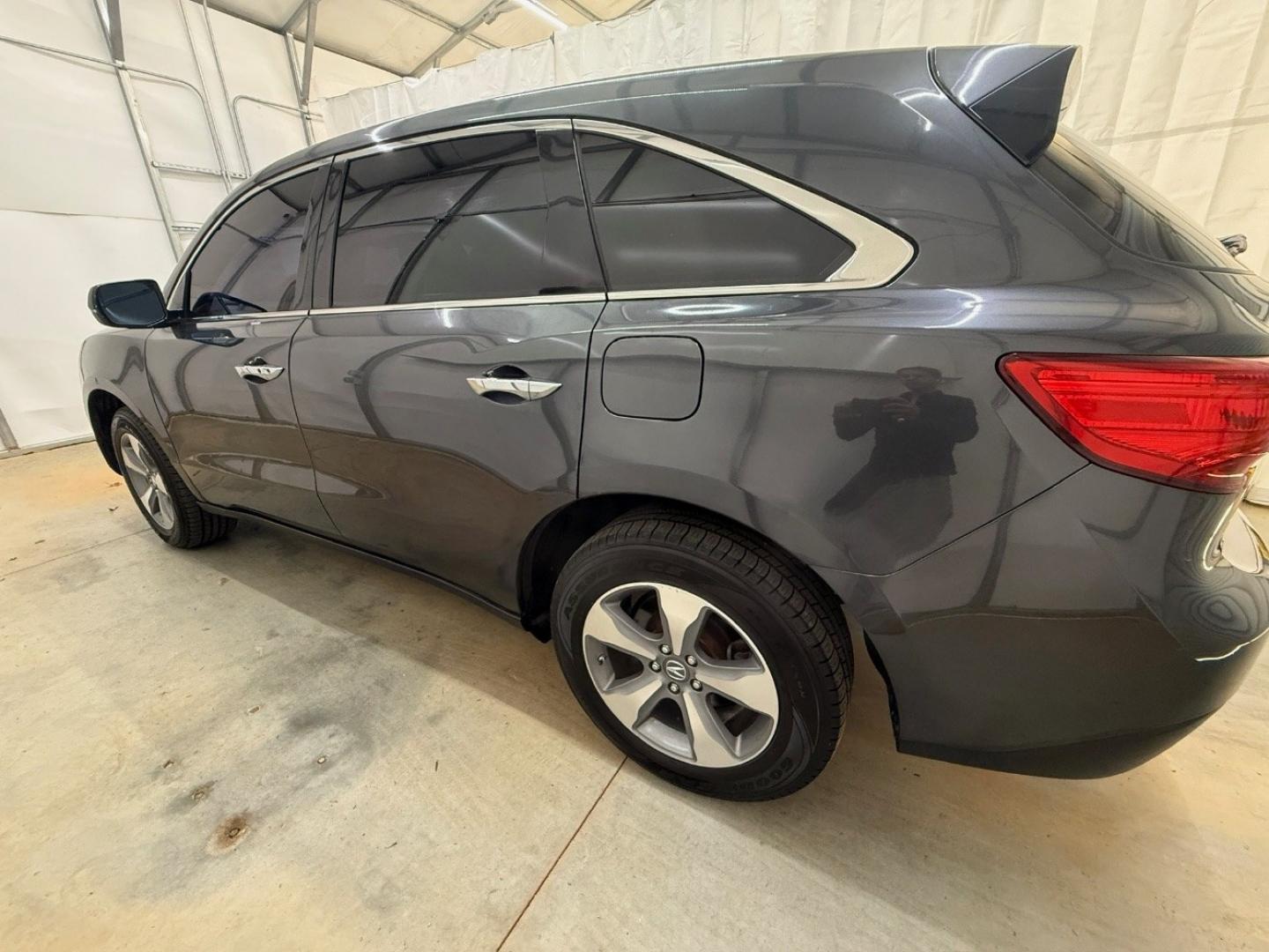 2015 Gray Acura MDX Base (5FRYD4H27FB) , located at 1806 Veterans Memorial Hwy SW, Austell, GA, 30168, (770) 944-9558, 33.817959, -84.606987- Photo#2