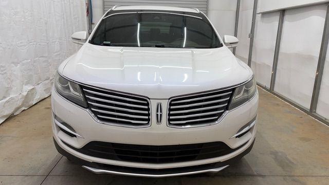 2015 White Lincoln MKC Base (5LMTJ2AH0FU) , located at 1806 Veterans Memorial Hwy SW, Austell, GA, 30168, (770) 944-9558, 33.817959, -84.606987 - Photo#9