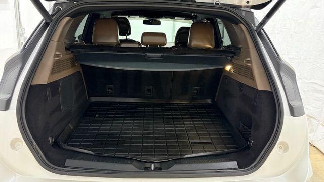 2015 White Lincoln MKC Base (5LMTJ2AH0FU) , located at 1806 Veterans Memorial Hwy SW, Austell, GA, 30168, (770) 944-9558, 33.817959, -84.606987 - Photo#16