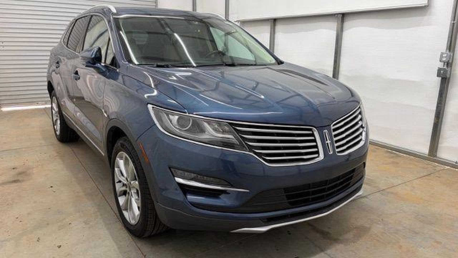 2018 Blue Lincoln MKC Select (5LMCJ2D95JU) , located at 1806 Veterans Memorial Hwy SW, Austell, GA, 30168, (770) 944-9558, 33.817959, -84.606987 - Photo#8