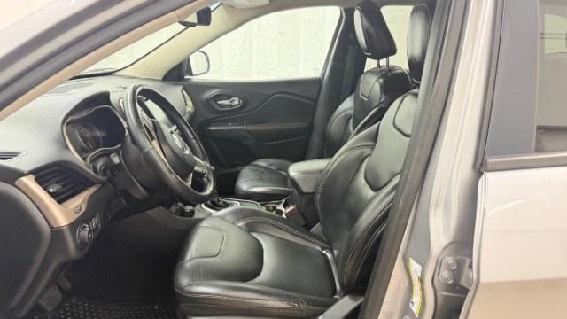 2017 GRAY Jeep Cherokee High Altitude 4x4 (1C4PJMDS4HW) , located at 1806 Veterans Memorial Hwy SW, Austell, GA, 30168, (770) 944-9558, 33.817959, -84.606987 - Photo#6
