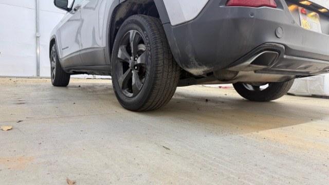 2017 GRAY Jeep Cherokee High Altitude 4x4 (1C4PJMDS4HW) , located at 1806 Veterans Memorial Hwy SW, Austell, GA, 30168, (770) 944-9558, 33.817959, -84.606987 - Photo#19