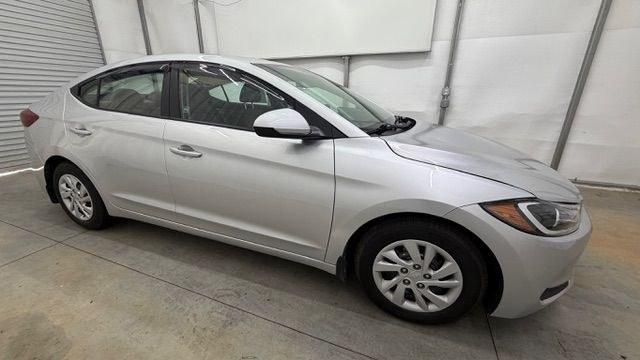 2018 Silver Hyundai Elantra SE (5NPD74LF4JH) with an Nu 2L I-4 DOHC engine, located at 1806 Veterans Memorial Hwy SW, Austell, GA, 30168, (770) 944-9558, 33.817959, -84.606987 - Why Choose Automania? At Automania, we make car buying easy and stress-free, with over 20 years serving Austell, GA and the surrounding communities. WE FINANCE GOOD AND NOT SO GOOD CREDIT, we work with all credit types, and every vehicle comes with a free vehicle history report so you know its backg- Photo#7