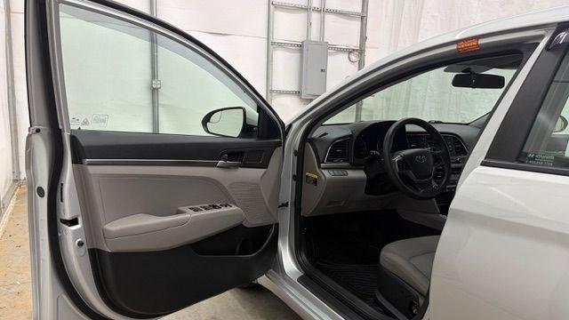 2018 Silver Hyundai Elantra SE (5NPD74LF4JH) with an Nu 2L I-4 DOHC engine, located at 1806 Veterans Memorial Hwy SW, Austell, GA, 30168, (770) 944-9558, 33.817959, -84.606987 - Why Choose Automania? At Automania, we make car buying easy and stress-free, with over 20 years serving Austell, GA and the surrounding communities. WE FINANCE GOOD AND NOT SO GOOD CREDIT, we work with all credit types, and every vehicle comes with a free vehicle history report so you know its backg- Photo#10