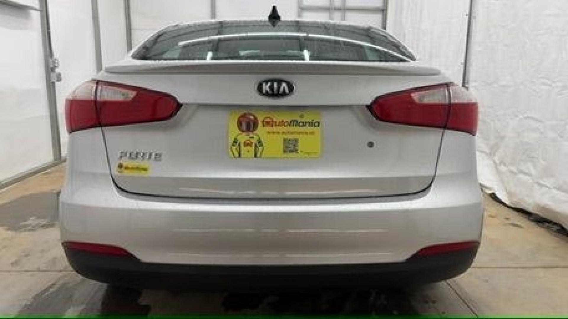 2015 Silver Kia Forte LX (KNAFK4A65F5) with an 1.8L I-4 DOHC engine, located at 1806 Veterans Memorial Hwy SW, Austell, GA, 30168, (770) 944-9558, 33.817959, -84.606987- Photo#4