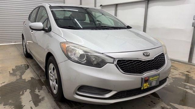 2015 Silver Kia Forte LX (KNAFK4A65F5) with an 1.8L I-4 DOHC engine, located at 1806 Veterans Memorial Hwy SW, Austell, GA, 30168, (770) 944-9558, 33.817959, -84.606987 - Photo#8