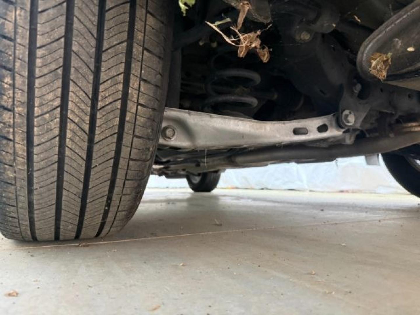 2018 Silver Chevrolet Equinox LT (3GNAXSEVXJS) with an 1.5L I-4 gasoline direct injection engine, located at 1806 Veterans Memorial Hwy SW, Austell, GA, 30168, (770) 944-9558, 33.817959, -84.606987 - Photo#17