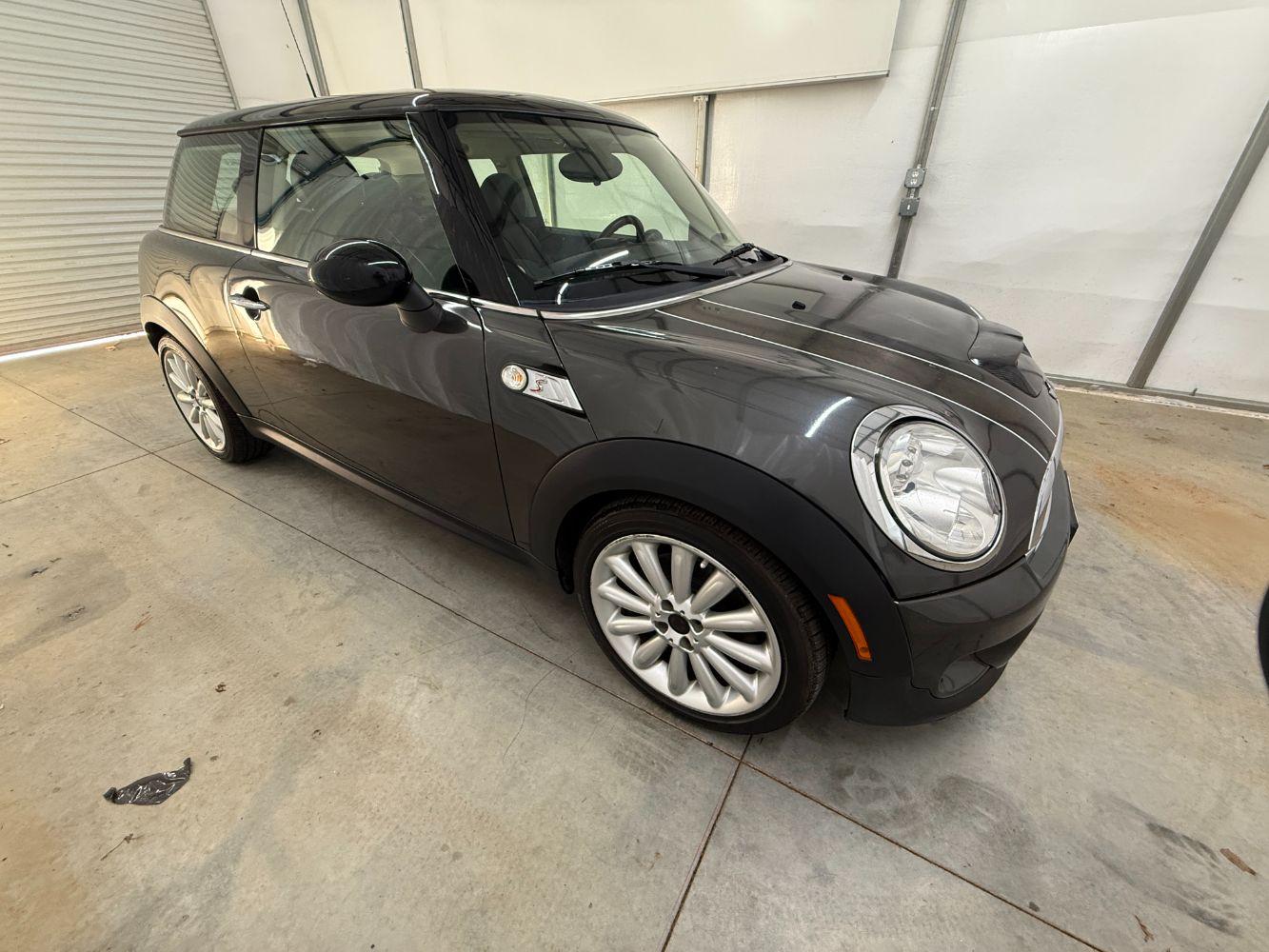 2011 Gray MINI Cooper S S (WMWSV3C54BT) , located at 1806 Veterans Memorial Hwy SW, Austell, GA, 30168, (770) 944-9558, 33.817959, -84.606987- Photo#7