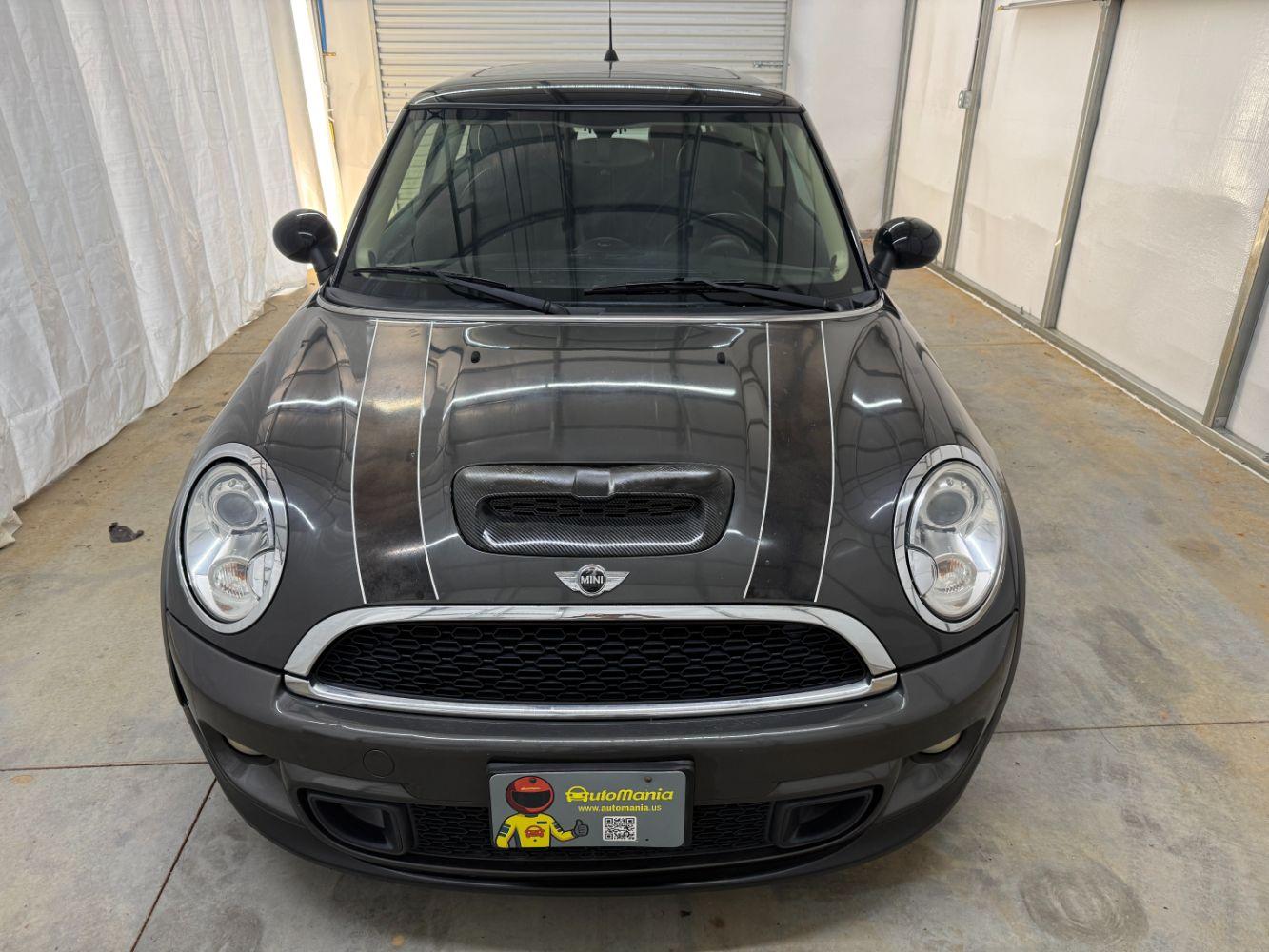 2011 Gray MINI Cooper S S (WMWSV3C54BT) , located at 1806 Veterans Memorial Hwy SW, Austell, GA, 30168, (770) 944-9558, 33.817959, -84.606987- Photo#9
