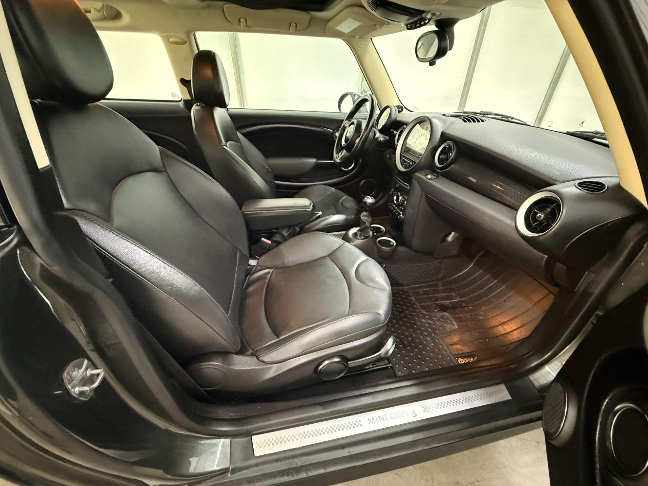 2011 Gray MINI Cooper S S (WMWSV3C54BT) , located at 1806 Veterans Memorial Hwy SW, Austell, GA, 30168, (770) 944-9558, 33.817959, -84.606987- Photo#13