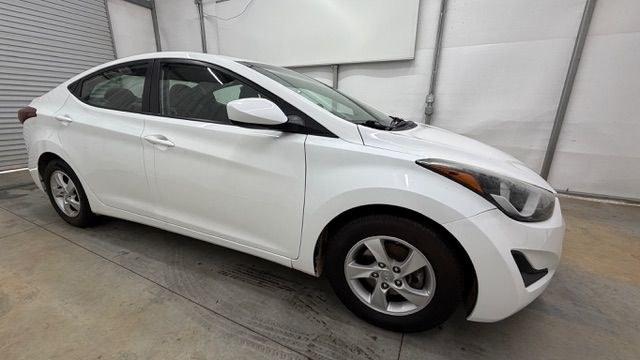 2014 White Hyundai Elantra SE (5NPDH4AE5EH) with an Nu 1.8L I-4 DOHC engine, located at 1806 Veterans Memorial Hwy SW, Austell, GA, 30168, (770) 944-9558, 33.817959, -84.606987- Photo#7