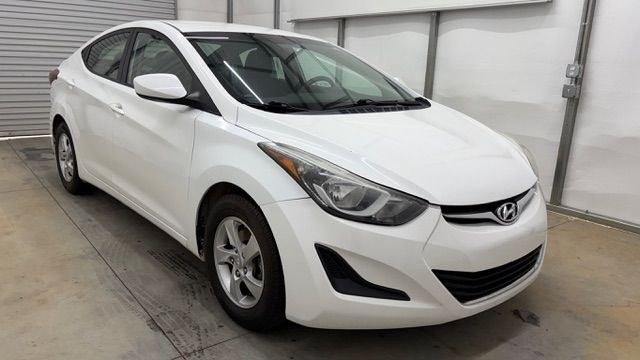 2014 White Hyundai Elantra SE (5NPDH4AE5EH) with an Nu 1.8L I-4 DOHC engine, located at 1806 Veterans Memorial Hwy SW, Austell, GA, 30168, (770) 944-9558, 33.817959, -84.606987- Photo#8