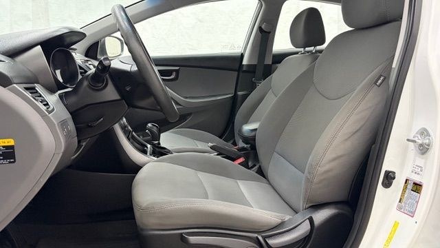 2014 White Hyundai Elantra SE (5NPDH4AE5EH) with an Nu 1.8L I-4 DOHC engine, located at 1806 Veterans Memorial Hwy SW, Austell, GA, 30168, (770) 944-9558, 33.817959, -84.606987- Photo#11