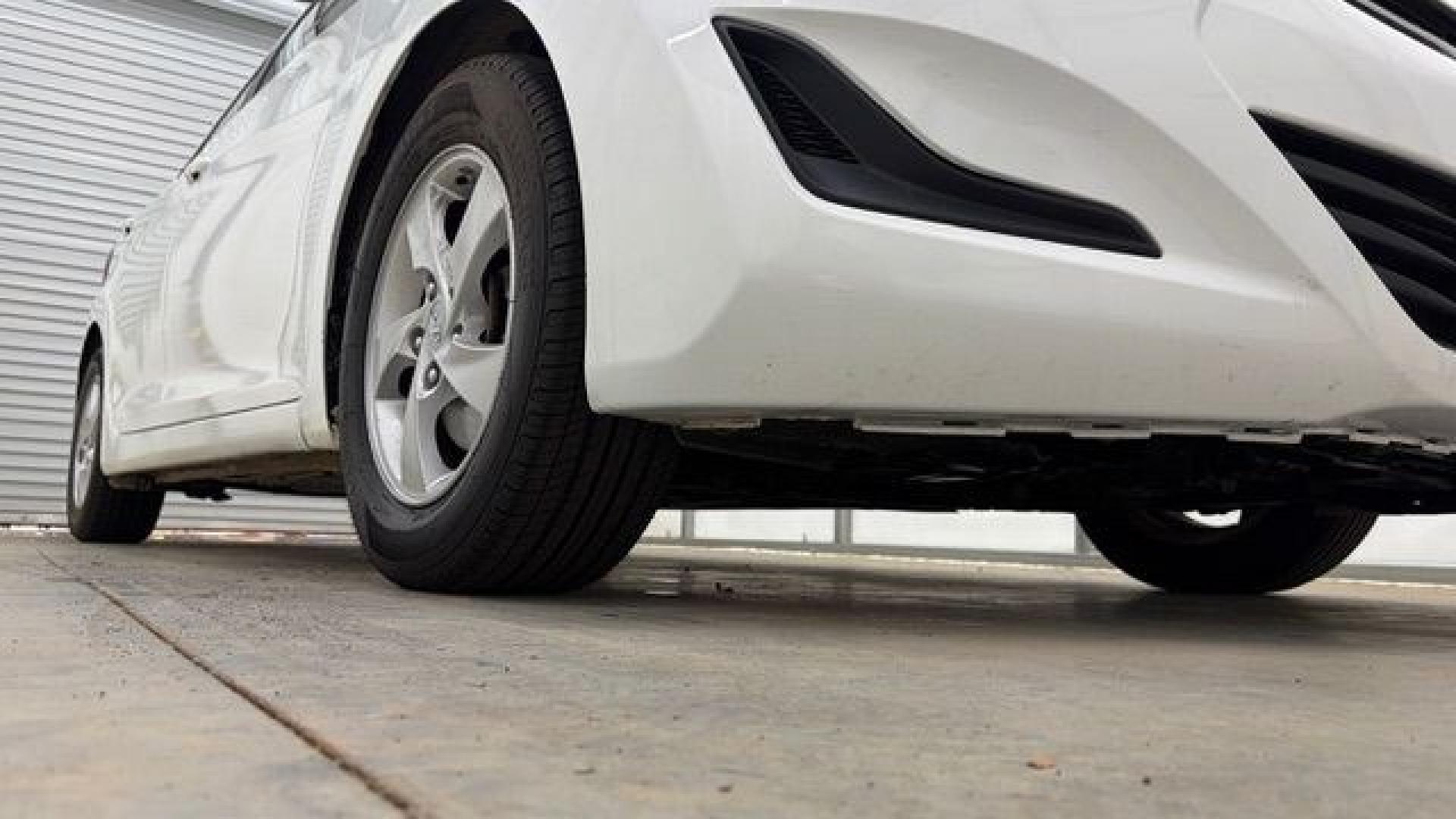 2014 White Hyundai Elantra SE (5NPDH4AE5EH) with an Nu 1.8L I-4 DOHC engine, located at 1806 Veterans Memorial Hwy SW, Austell, GA, 30168, (770) 944-9558, 33.817959, -84.606987- Photo#18