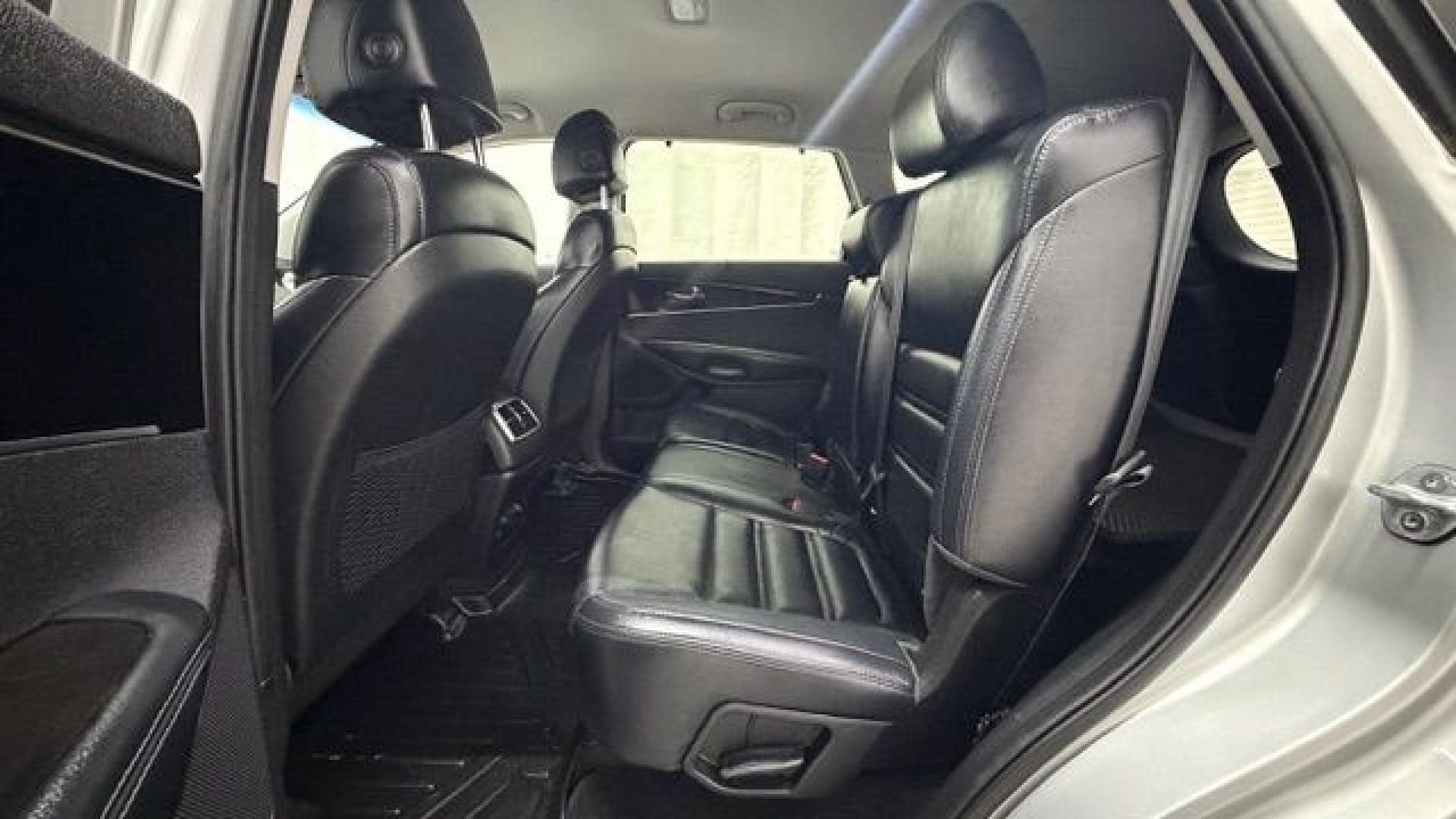 2017 Silver Kia Sorento 2.0T EX (5XYPHDA12HG) with an 2L I-4 gasoline direct injection engine, located at 1806 Veterans Memorial Hwy SW, Austell, GA, 30168, (770) 944-9558, 33.817959, -84.606987- Photo#14
