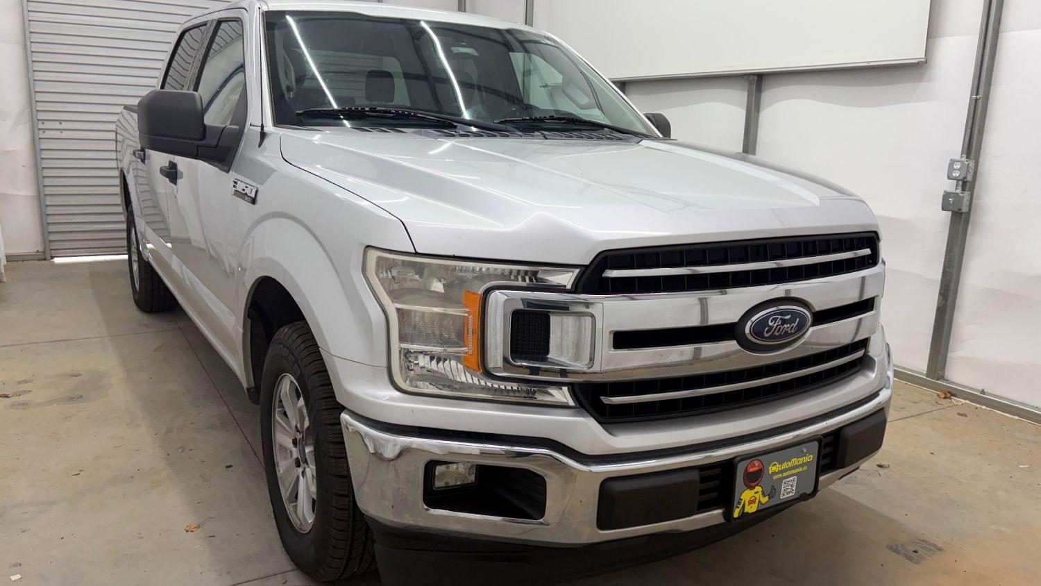 2018 Silver Ford F-150 XLT (1FTEW1C55JF) , located at 1806 Veterans Memorial Hwy SW, Austell, GA, 30168, (770) 944-9558, 33.817959, -84.606987 - Why Choose Automania? At Automania, we make car buying easy and stress-free, with over 20 years serving Austell, GA and the surrounding communities. WE FINANCE GOOD AND NOT SO GOOD CREDIT, we work with all credit types, and every vehicle comes with a free vehicle history report so you know its backg- Photo#8