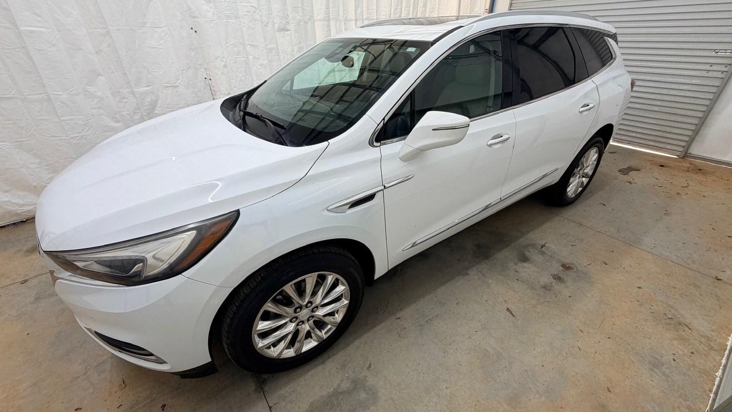 2018 White Buick Enclave Premium (5GAERCKW9JJ) with an 3.6L V-6 gasoline direct injection engine, located at 1806 Veterans Memorial Hwy SW, Austell, GA, 30168, (770) 944-9558, 33.817959, -84.606987 - Photo#3