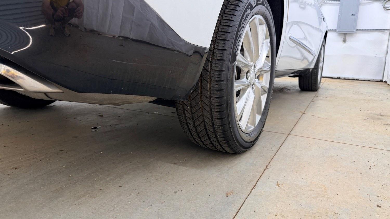 2018 White Buick Enclave Premium (5GAERCKW9JJ) with an 3.6L V-6 gasoline direct injection engine, located at 1806 Veterans Memorial Hwy SW, Austell, GA, 30168, (770) 944-9558, 33.817959, -84.606987 - Photo#23