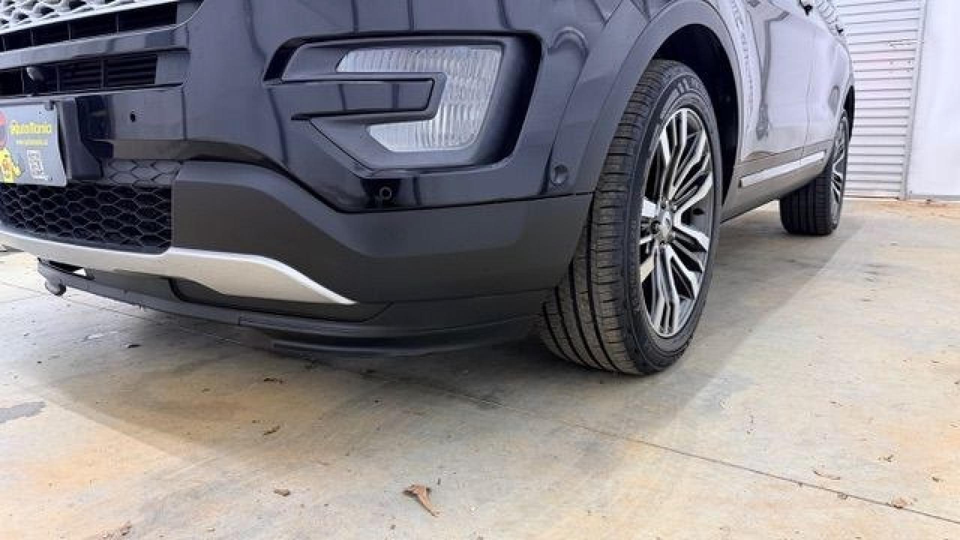 2016 Black Ford Explorer Platinum (1FM5K8HT0GG) with an EcoBoost 3.5L V-6 gasoline direct injection engine, located at 1806 Veterans Memorial Hwy SW, Austell, GA, 30168, (770) 944-9558, 33.817959, -84.606987 - Photo#20