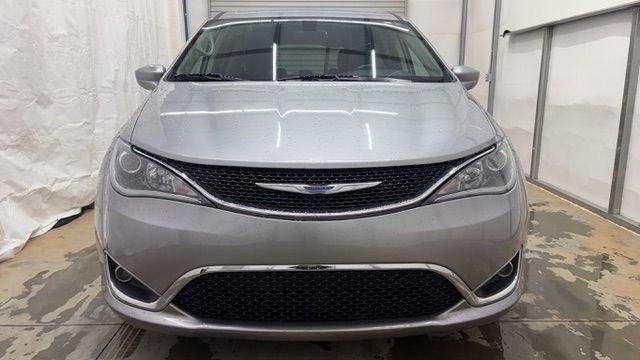 2018 Silver Chrysler Pacifica Touring Plus (2C4RC1FG8JR) with an 3.6L V-6 DOHC engine, located at 1806 Veterans Memorial Hwy SW, Austell, GA, 30168, (770) 944-9558, 33.817959, -84.606987 - Photo#9