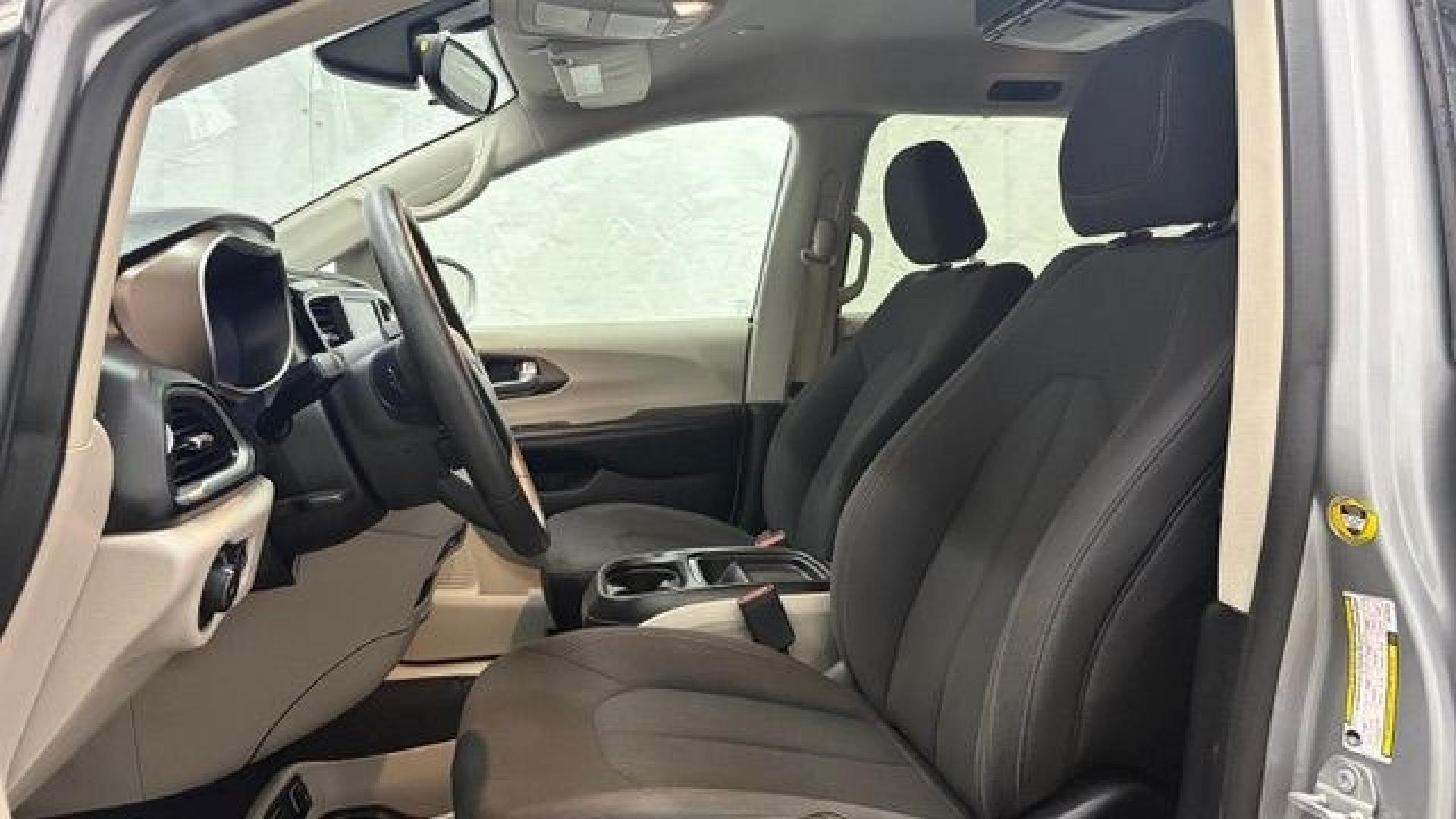 2018 Silver Chrysler Pacifica Touring Plus (2C4RC1FG8JR) with an 3.6L V-6 DOHC engine, located at 1806 Veterans Memorial Hwy SW, Austell, GA, 30168, (770) 944-9558, 33.817959, -84.606987 - Photo#11