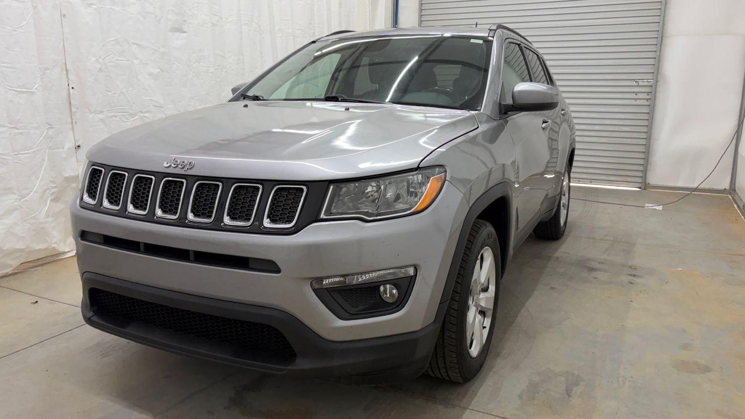 2019 Jeep Compass Latitude's photo