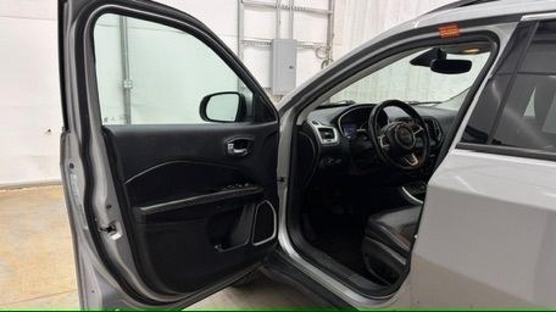 2019 Silver Jeep Compass Latitude FWD (3C4NJCBB2KT) with an 2.4L I-4 variable valve control engine, located at 1806 Veterans Memorial Hwy SW, Austell, GA, 30168, (770) 944-9558, 33.817959, -84.606987 - Photo#10