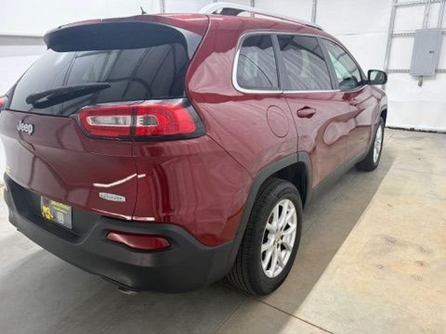 2014 Red Jeep Cherokee Latitude (1C4PJLCS5EW) , located at 1806 Veterans Memorial Hwy SW, Austell, GA, 30168, (770) 944-9558, 33.817959, -84.606987- Photo#5