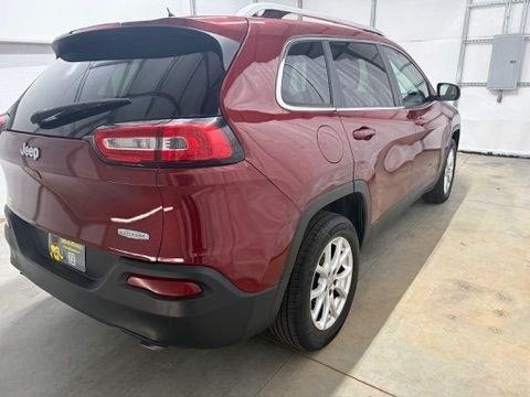 2014 Red Jeep Cherokee Latitude (1C4PJLCS5EW) , located at 1806 Veterans Memorial Hwy SW, Austell, GA, 30168, (770) 944-9558, 33.817959, -84.606987- Photo#5