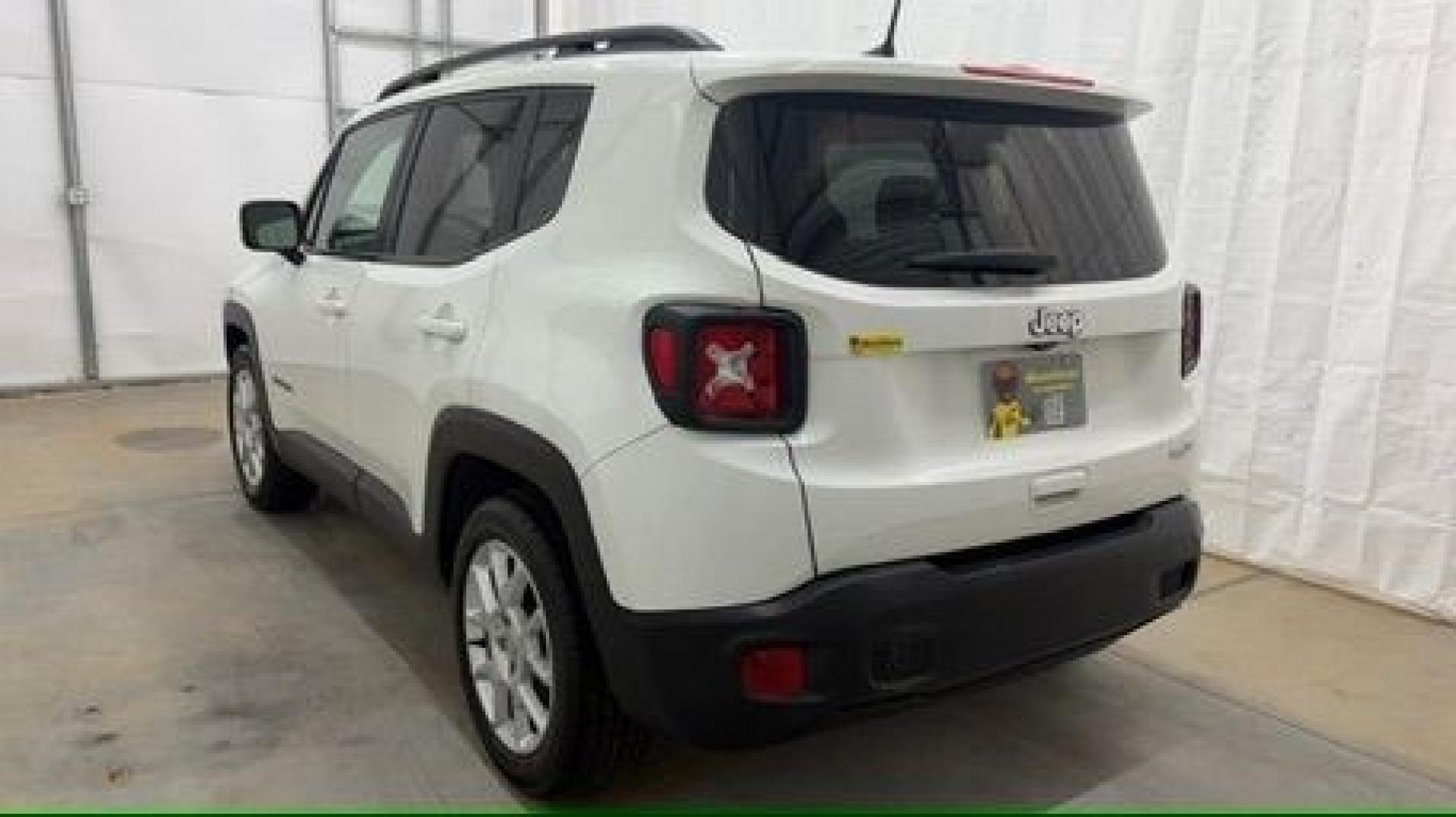 2021 White Jeep Renegade Latitude FWD (ZACNJCBB8MP) , located at 1806 Veterans Memorial Hwy SW, Austell, GA, 30168, (770) 944-9558, 33.817959, -84.606987- Photo#3