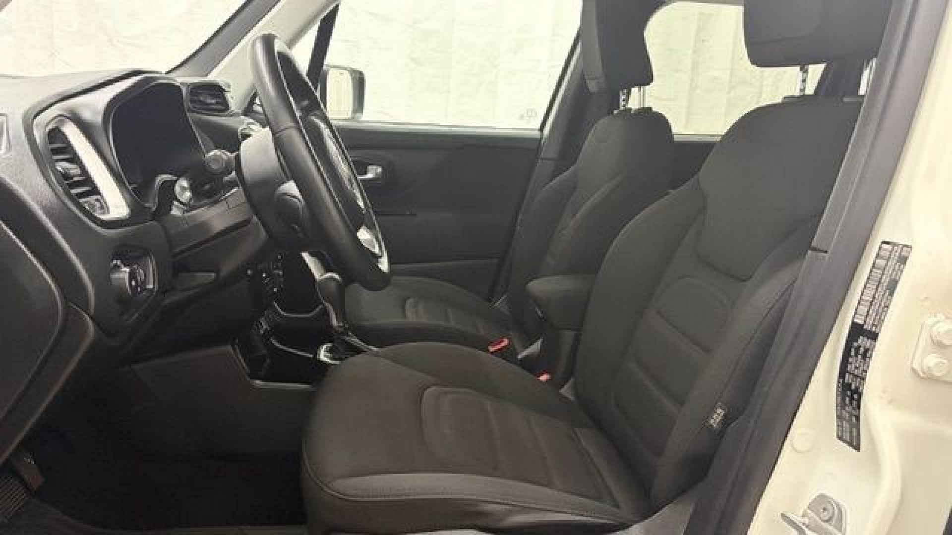 2021 White Jeep Renegade Latitude FWD (ZACNJCBB8MP) , located at 1806 Veterans Memorial Hwy SW, Austell, GA, 30168, (770) 944-9558, 33.817959, -84.606987- Photo#11