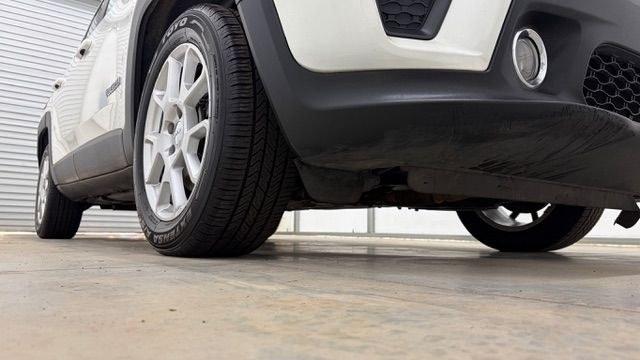 2021 White Jeep Renegade Latitude FWD (ZACNJCBB8MP) , located at 1806 Veterans Memorial Hwy SW, Austell, GA, 30168, (770) 944-9558, 33.817959, -84.606987 - Photo#19