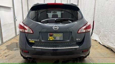 2011 Gray Nissan Murano SV (JN8AZ1MU1BW) with an 3.5L V-6 DOHC engine, located at 1806 Veterans Memorial Hwy SW, Austell, GA, 30168, (770) 944-9558, 33.817959, -84.606987 - Photo#4