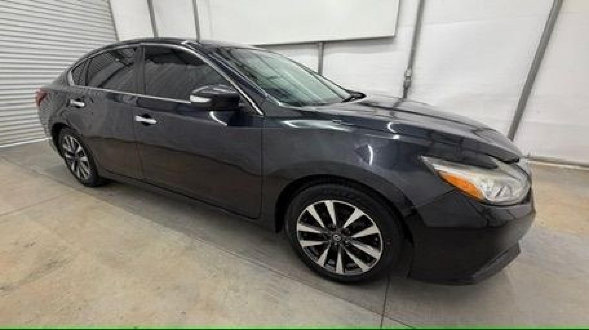 2017 BLACK Nissan Altima 2.5 SL (1N4AL3AP9HC) with an 2.5L I-4 DOHC engine, located at 1806 Veterans Memorial Hwy SW, Austell, GA, 30168, (770) 944-9558, 33.817959, -84.606987- Photo#7