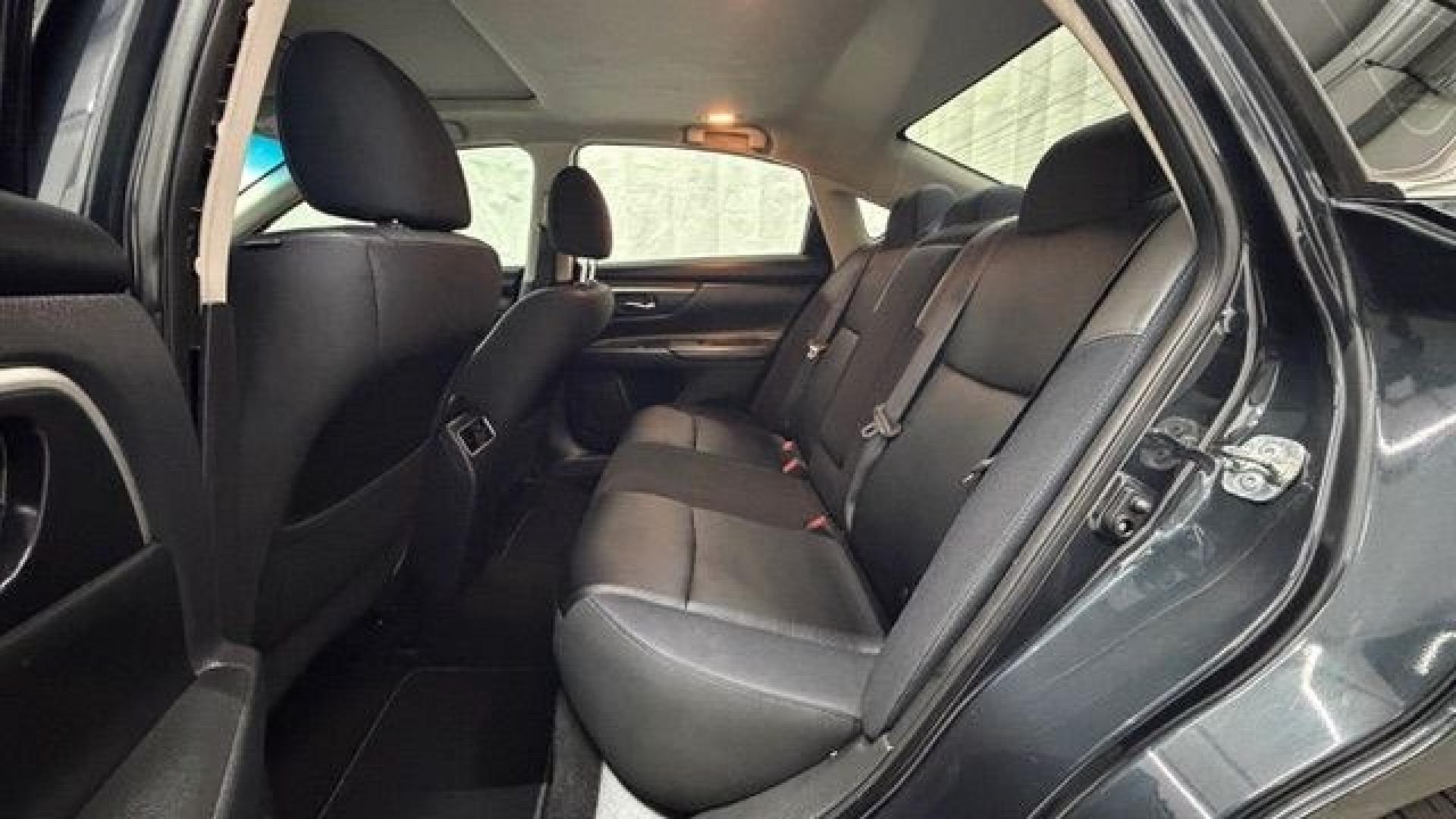 2017 BLACK Nissan Altima 2.5 SL (1N4AL3AP9HC) with an 2.5L I-4 DOHC engine, located at 1806 Veterans Memorial Hwy SW, Austell, GA, 30168, (770) 944-9558, 33.817959, -84.606987- Photo#14