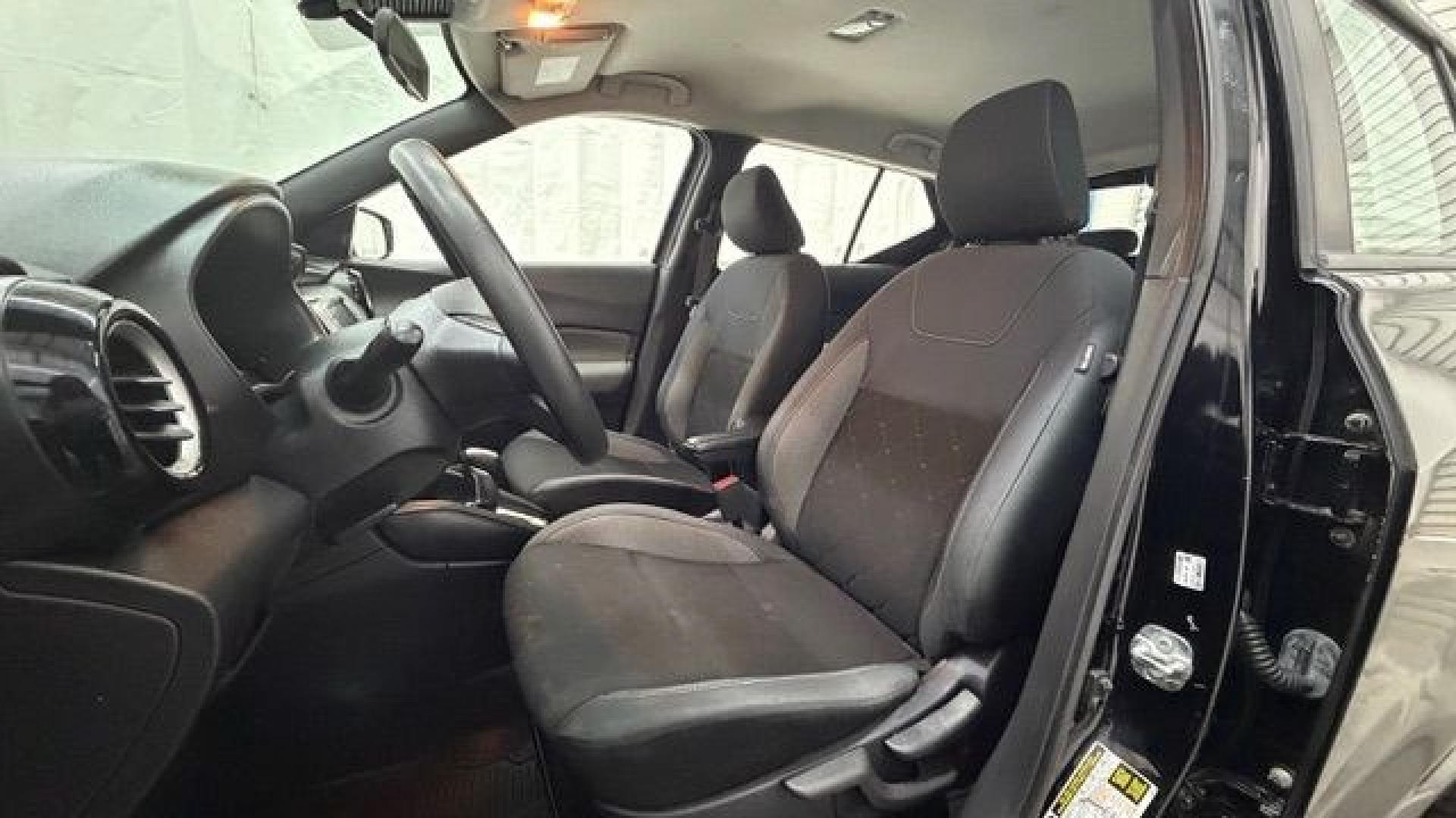 2020 Black Nissan Kicks SV Xtronic CVT (3N1CP5CV3LL) with an 1.6L I-4 DOHC engine, located at 1806 Veterans Memorial Hwy SW, Austell, GA, 30168, (770) 944-9558, 33.817959, -84.606987- Photo#12