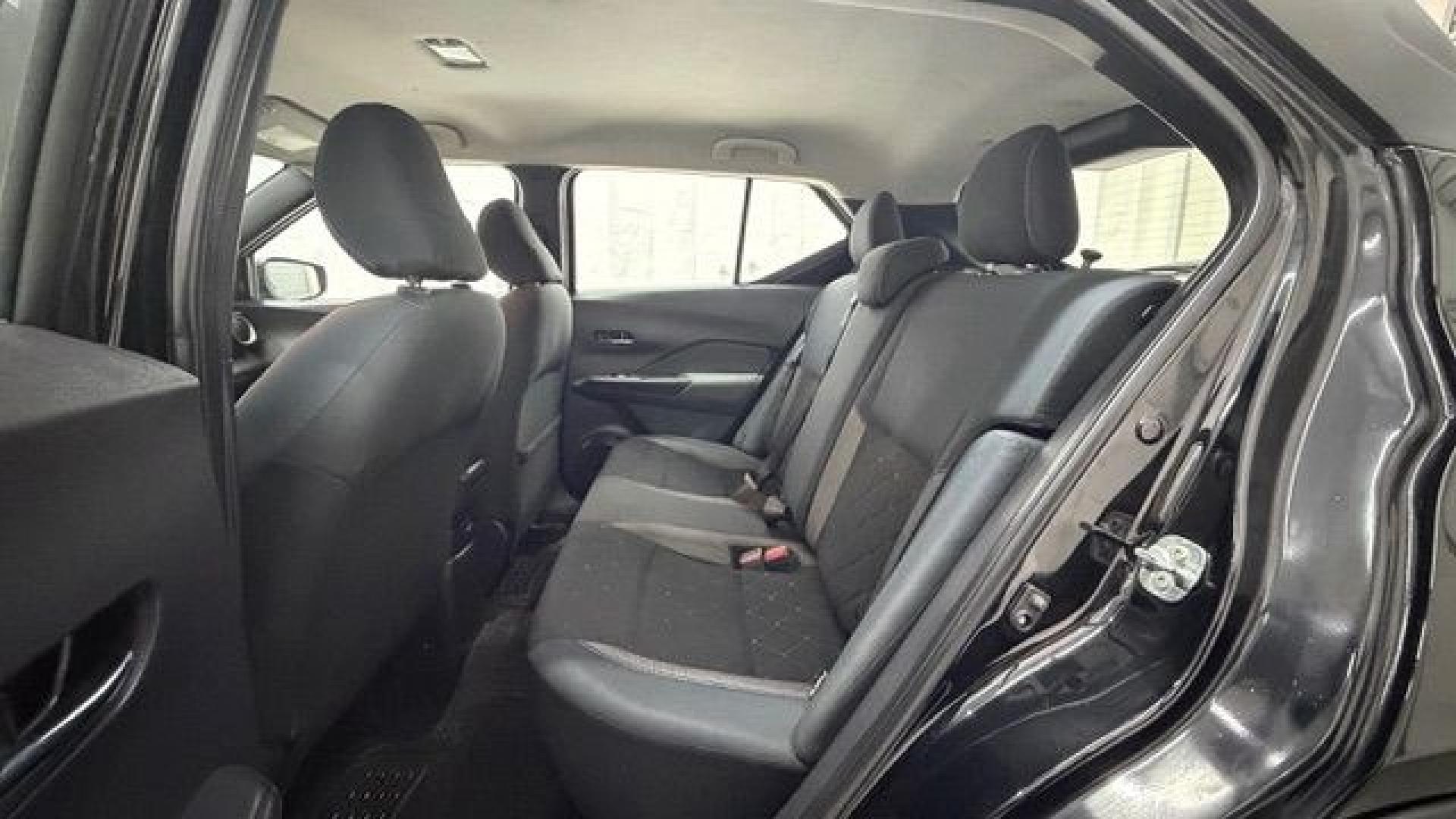 2020 Black Nissan Kicks SV Xtronic CVT (3N1CP5CV3LL) with an 1.6L I-4 DOHC engine, located at 1806 Veterans Memorial Hwy SW, Austell, GA, 30168, (770) 944-9558, 33.817959, -84.606987- Photo#14