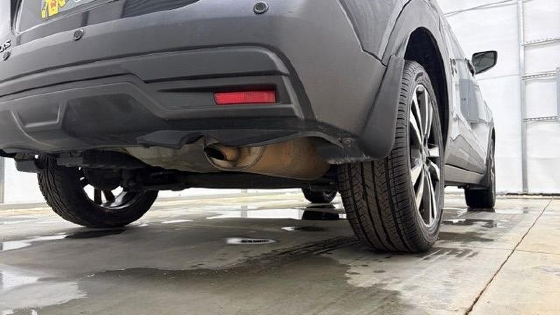 2020 Black Nissan Kicks SV Xtronic CVT (3N1CP5CV3LL) with an 1.6L I-4 DOHC engine, located at 1806 Veterans Memorial Hwy SW, Austell, GA, 30168, (770) 944-9558, 33.817959, -84.606987- Photo#21