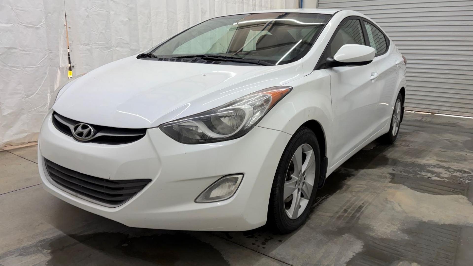 2013 White Hyundai Elantra GLS (5NPDH4AE6DH) with an 1.8L I-4 DOHC engine, located at 1806 Veterans Memorial Hwy SW, Austell, GA, 30168, (770) 944-9558, 33.817959, -84.606987- Photo#0