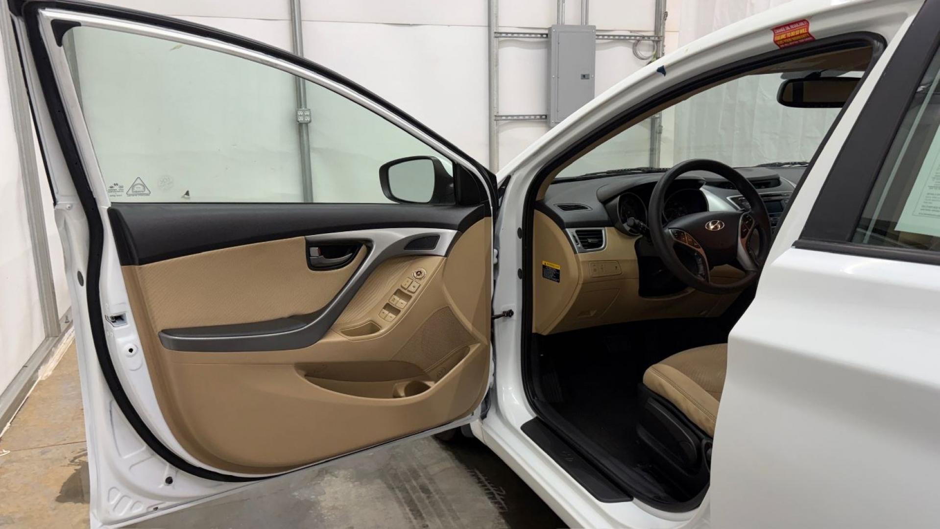 2013 White Hyundai Elantra GLS (5NPDH4AE6DH) with an 1.8L I-4 DOHC engine, located at 1806 Veterans Memorial Hwy SW, Austell, GA, 30168, (770) 944-9558, 33.817959, -84.606987- Photo#10