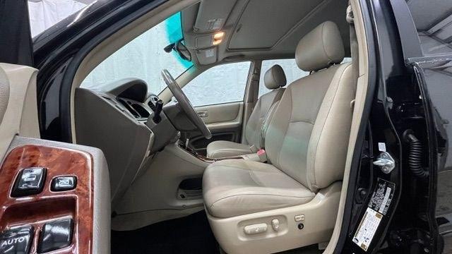 2005 Black Toyota Highlander V6 | Limited V6 (JTEDP21A150) with an 3.3L V-6 DOHC engine, located at 1806 Veterans Memorial Hwy SW, Austell, GA, 30168, (770) 944-9558, 33.817959, -84.606987 - Photo#12